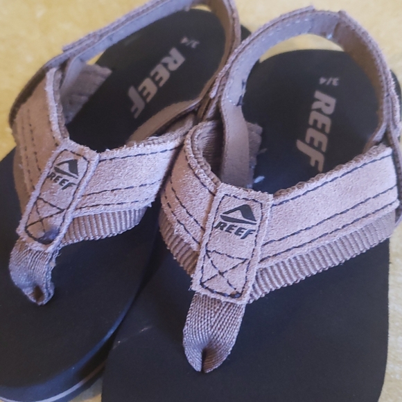 Toddler Reef Flip Flop - Picture 2 of 4